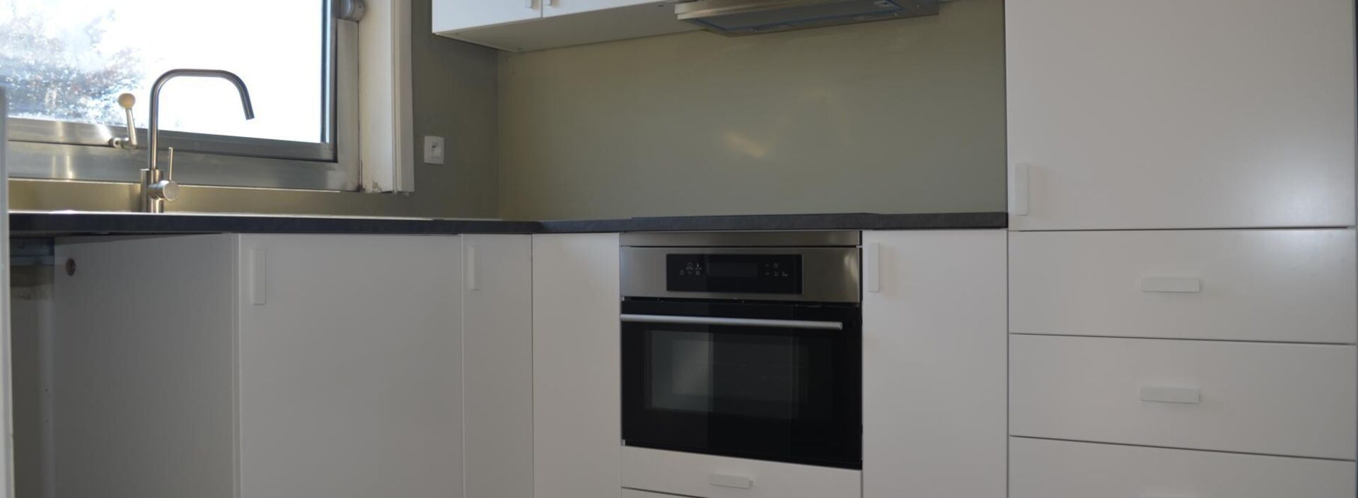Appartementsgebouw te koop in Putte Beerzel