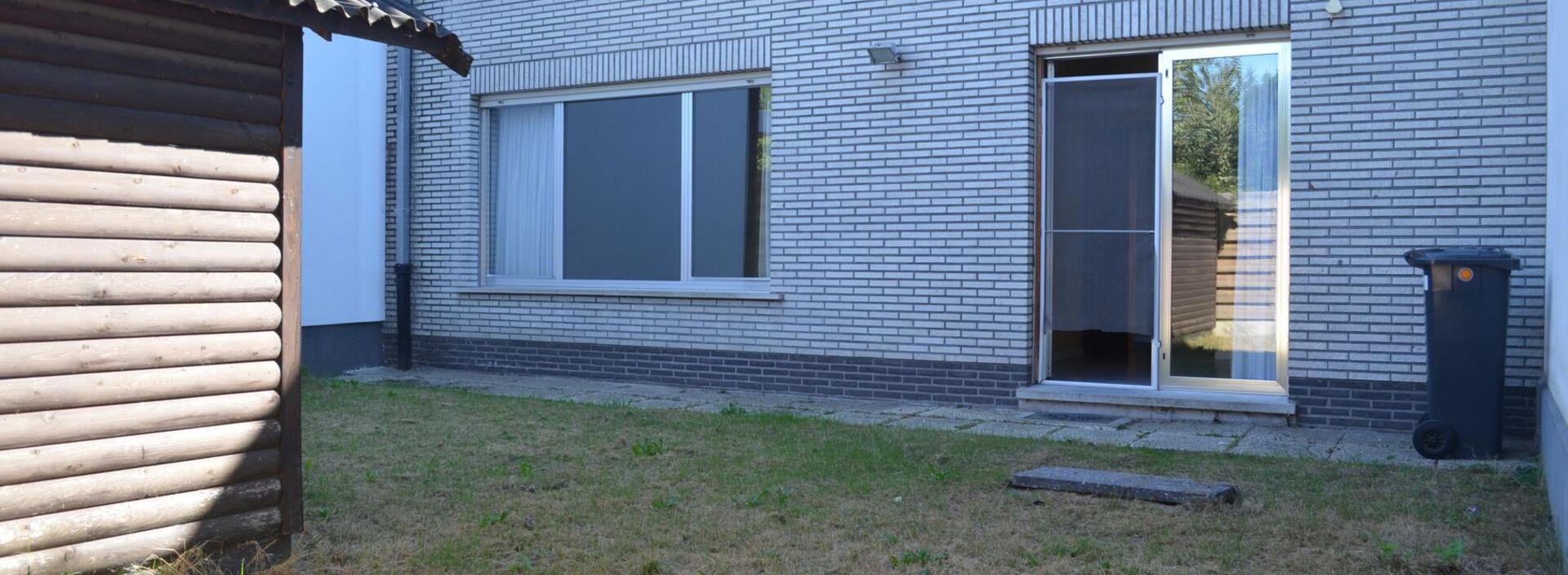 Appartementsgebouw te koop in Putte Beerzel